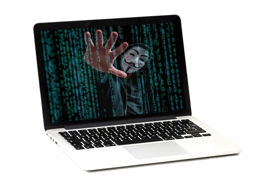 個人情報の窃盗を目的にしたサイバー攻撃例
